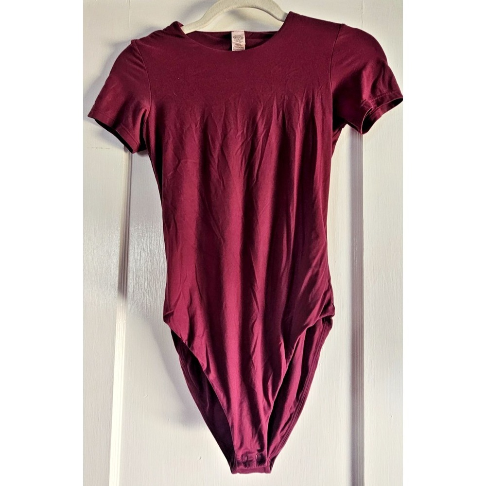 VICTORIA'S SECRET FeatherSoft Innovation burgundy short sleeve bodysuit womens S